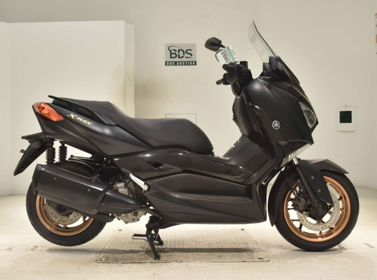 Мотоцикл Yamaha X-MAX250 з пробігом 19727 km