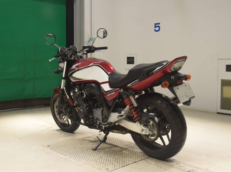 Мотоцикл Honda CB400SFA з пробігом 2300 km