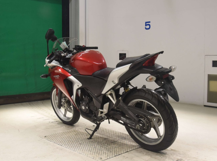 Мотоцикл Honda CBR250R з пробігом 42661 km