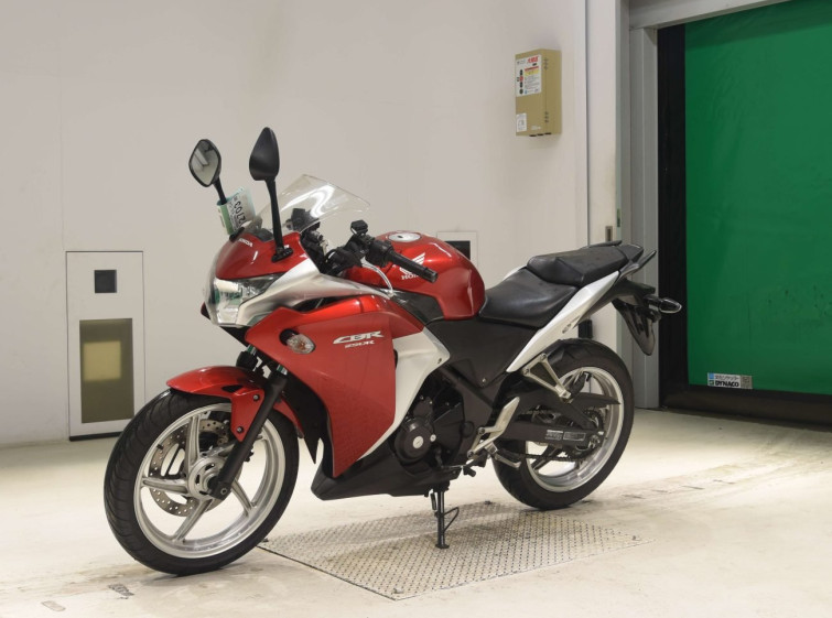 Мотоцикл Honda CBR250R з пробігом 42661 km