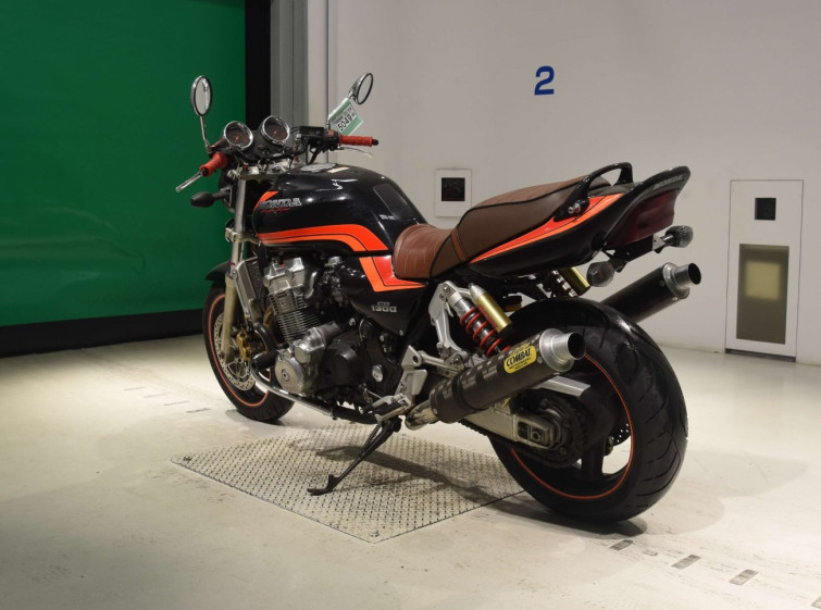 Мотоцикл Honda CB1300SF з пробігом 46618 km