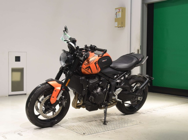Мотоцикл Triumph TRIDENT660 з пробігом 29908 km