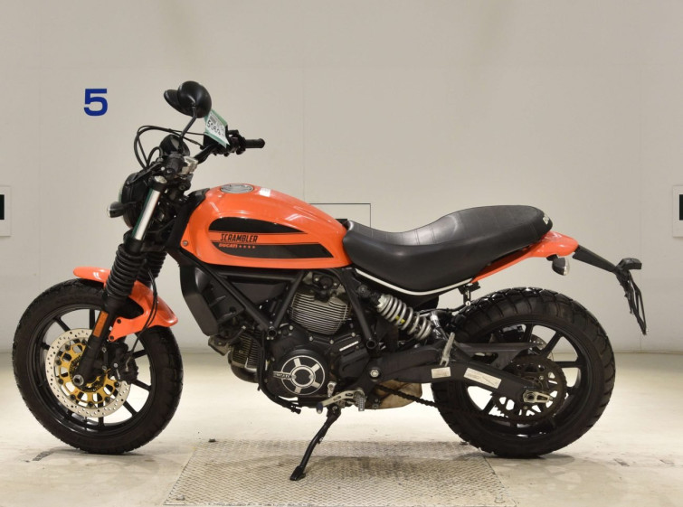 Мотоцикл Ducati SCRAMBLER SIXTY2 з пробігом 12318 km