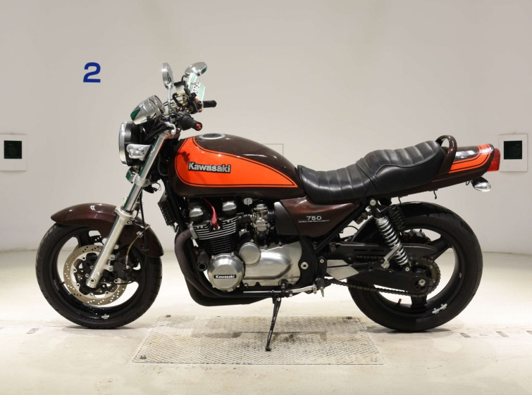 Мотоцикл Kawasaki ZEPHYR750 с пробегом 18912 km