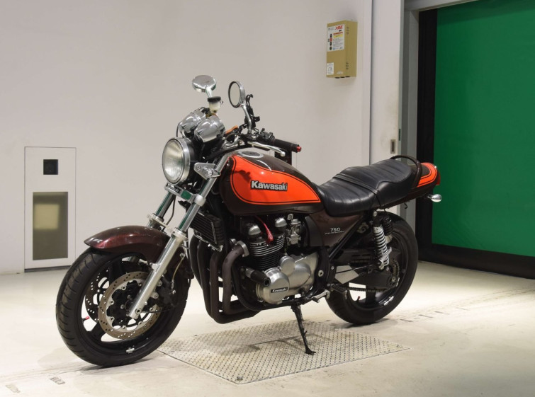 Мотоцикл Kawasaki ZEPHYR750 с пробегом 18912 km