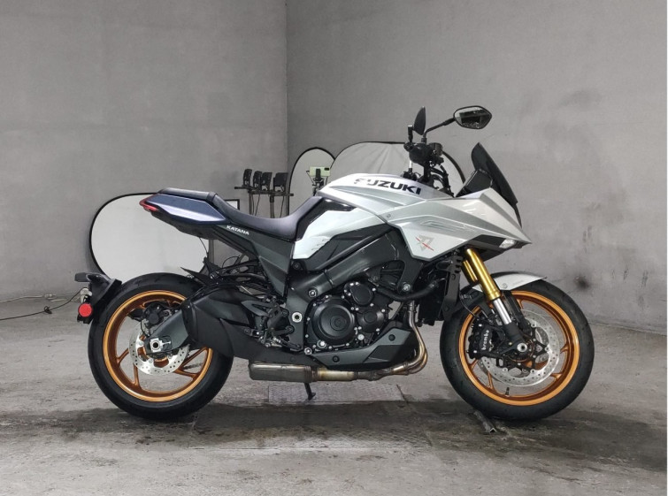 Мотоцикл Suzuki GSX-S1000S KATANA с пробегом 983 km