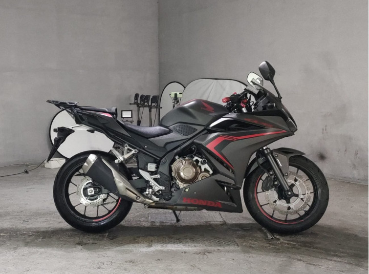 Мотоцикл Honda CBR400R с пробегом 18797 km