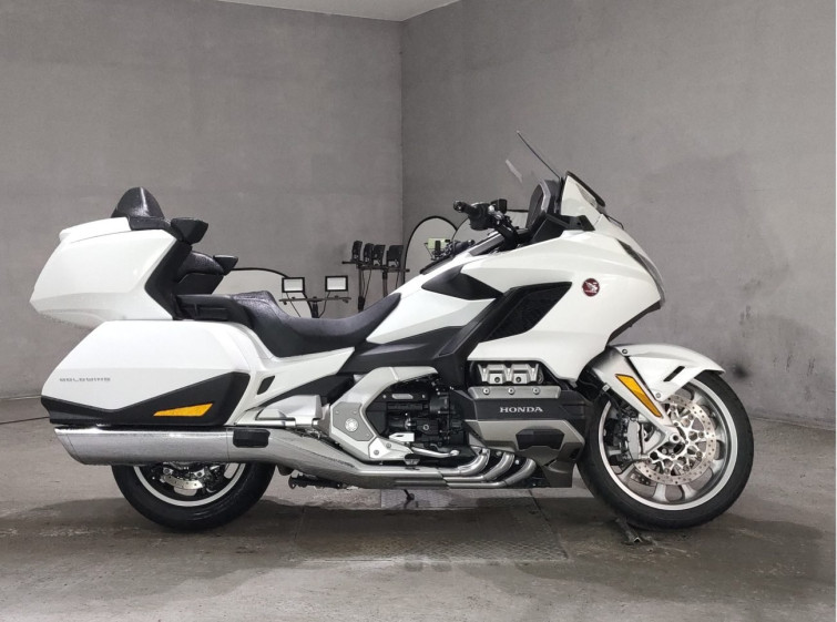 Мотоцикл Honda GL1800 TOUR D з пробігом 32690 km