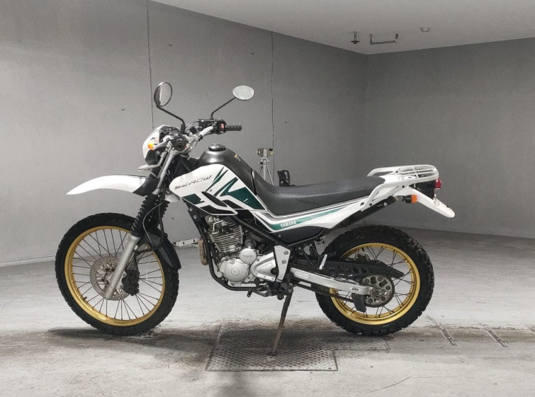 Мотоцикл Yamaha SEROW XT250 с пробегом 100043 km