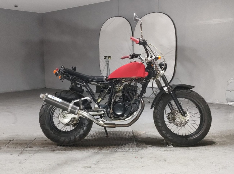 Мотоцикл Yamaha TW225 с пробегом 11021 km