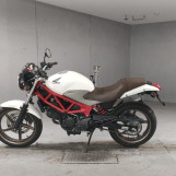 Мотоцикл Honda VTR250 с пробегом 8617 km