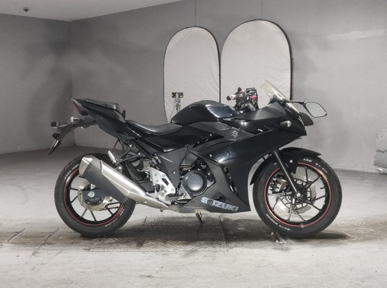 Мотоцикл Suzuki GSX250R с пробегом 15544 km
