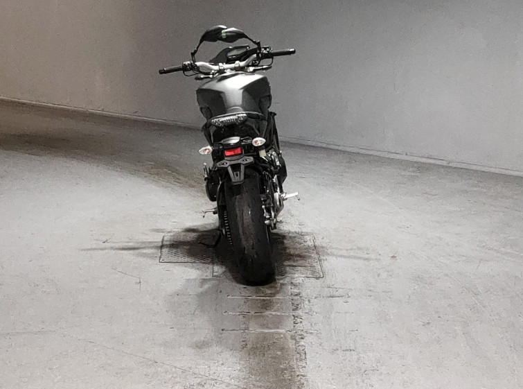 Мотоцикл Yamaha MT-09 с пробегом 17567 km