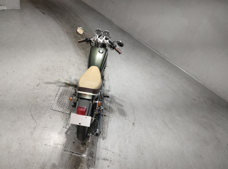 Мотоцикл Yamaha SR400 с пробегом 12764 km