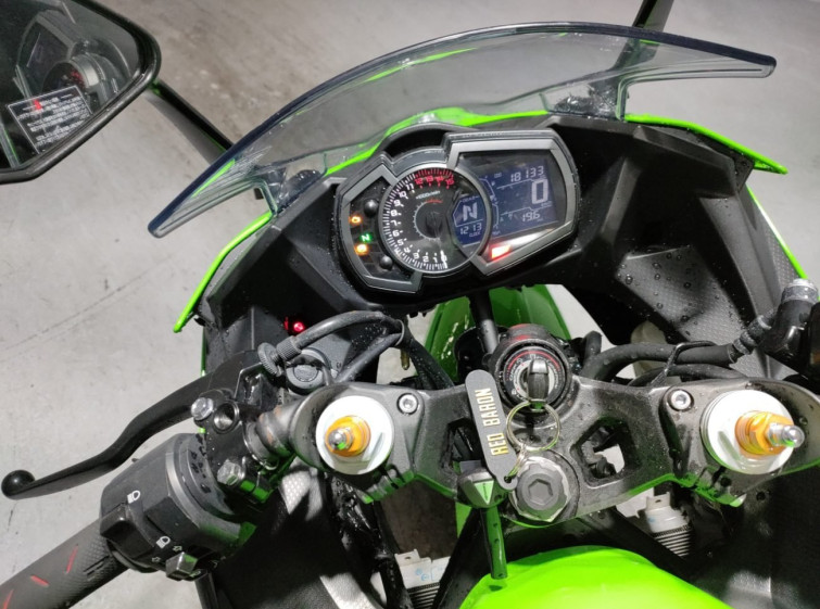 Мотоцикл Kawasaki NINJA400 с пробегом 18133 km