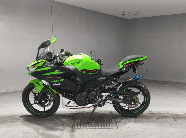 Мотоцикл Kawasaki NINJA400 с пробегом 18133 km