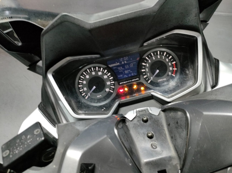 Мотоцикл Honda FORZA з пробігом 11824 km