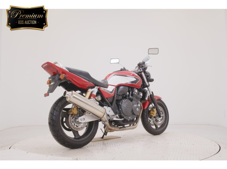 Мотоцикл Honda CB400SFV з пробігом 2286 km