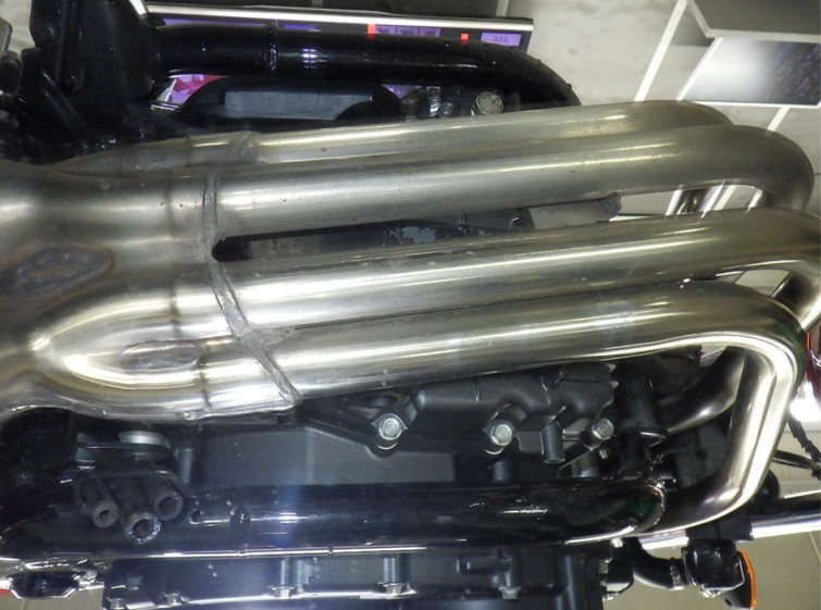 Мотоцикл Honda CB400SFV з пробігом 2286 km