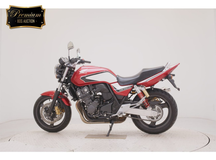 Мотоцикл Honda CB400SFV з пробігом 2286 km