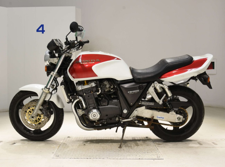 Мотоцикл Honda CB1000SF с пробегом 7015 km