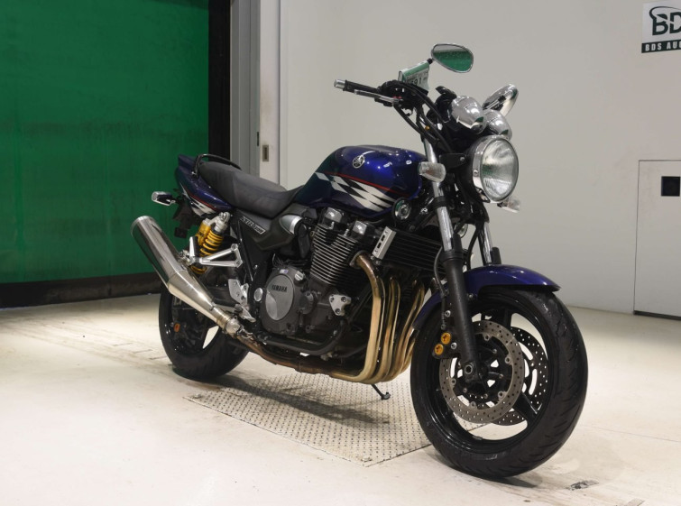 Мотоцикл Yamaha XJR1300 з пробігом 11622 km