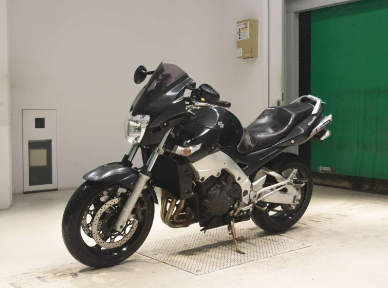Мотоцикл Suzuki GSR400 с пробегом 72353 km