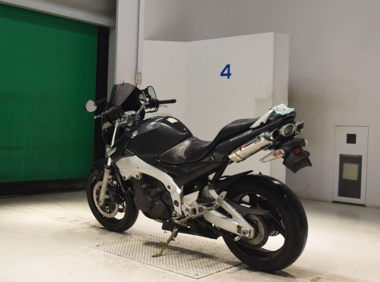 Мотоцикл Suzuki GSR400 с пробегом 72353 km