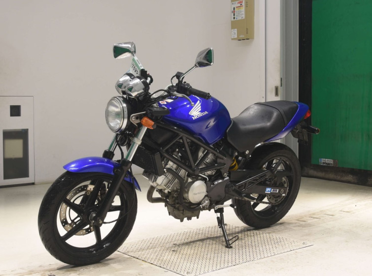 Мотоцикл Honda VTR250 з пробігом 45089 km