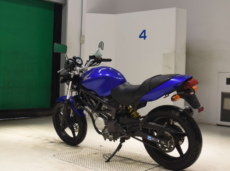 Мотоцикл Honda VTR250 з пробігом 45089 km