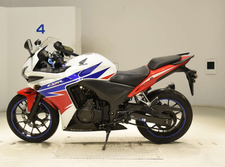 Мотоцикл Honda CBR400R з пробігом 82738 km