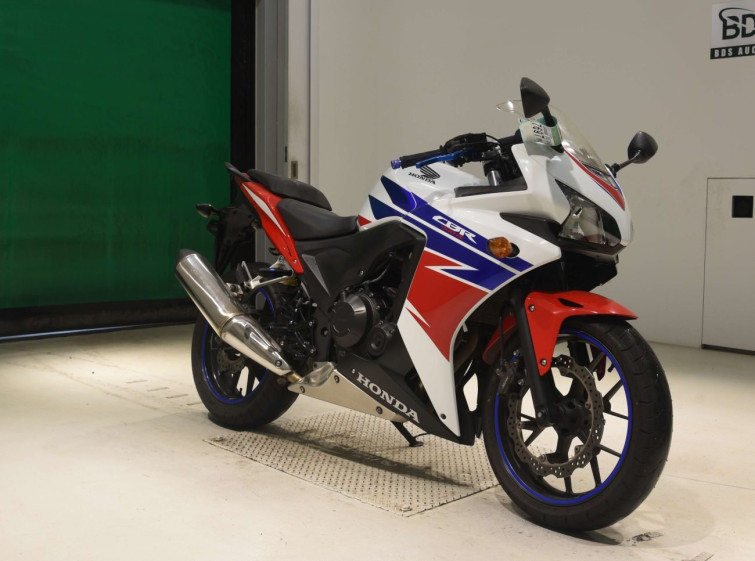 Мотоцикл Honda CBR400R з пробігом 82738 km