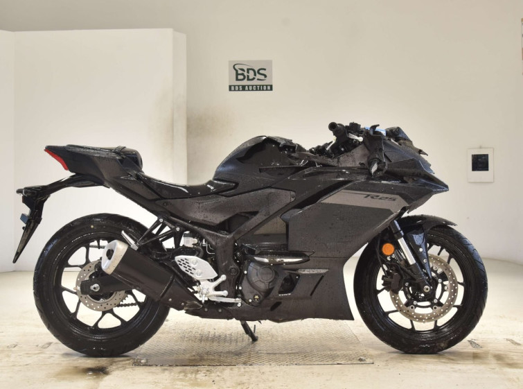 Мотоцикл Yamaha YZF-R25A з пробігом 5649 km