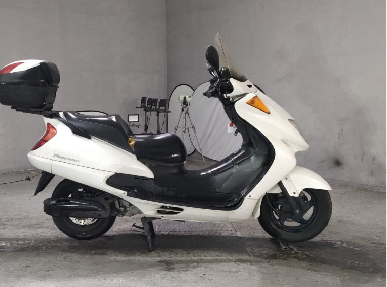 Мотоцикл Honda FORESIGHT с пробегом 23056 km