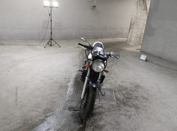 Мотоцикл Yamaha R1-Z с пробегом 16438 km