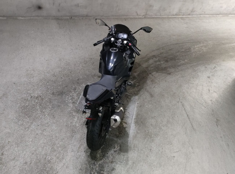 Мотоцикл Kawasaki NINJA400 з пробігом 4377 km