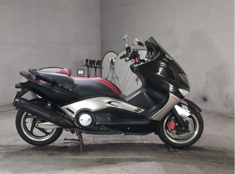 Мотоцикл Yamaha T-MAX500 с пробегом 37304 km