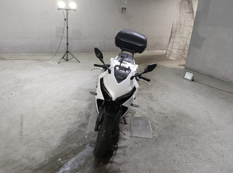 Мотоцикл Honda CB650R с пробегом 21315 km
