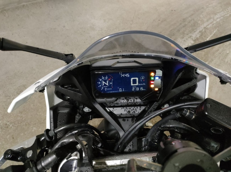 Мотоцикл Honda CB650R с пробегом 21315 km