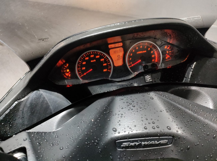 Мотоцикл Suzuki SKYWAVE 250 з пробігом 18596 km