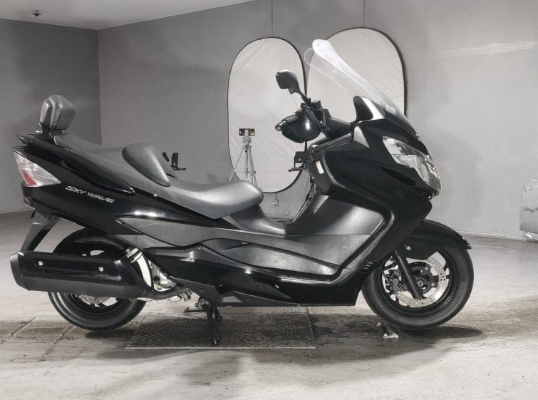 Мотоцикл Suzuki SKYWAVE 250 з пробігом 18596 km