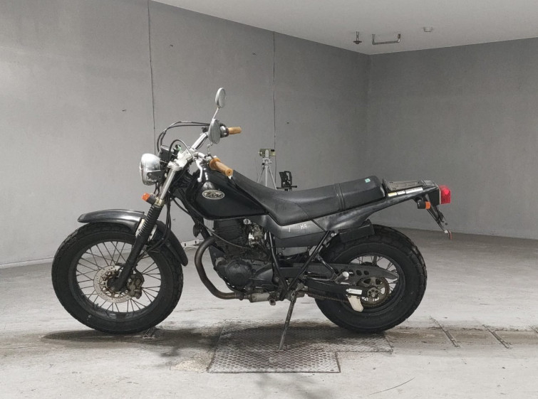 Мотоцикл Yamaha TW200 з пробігом 7932 km