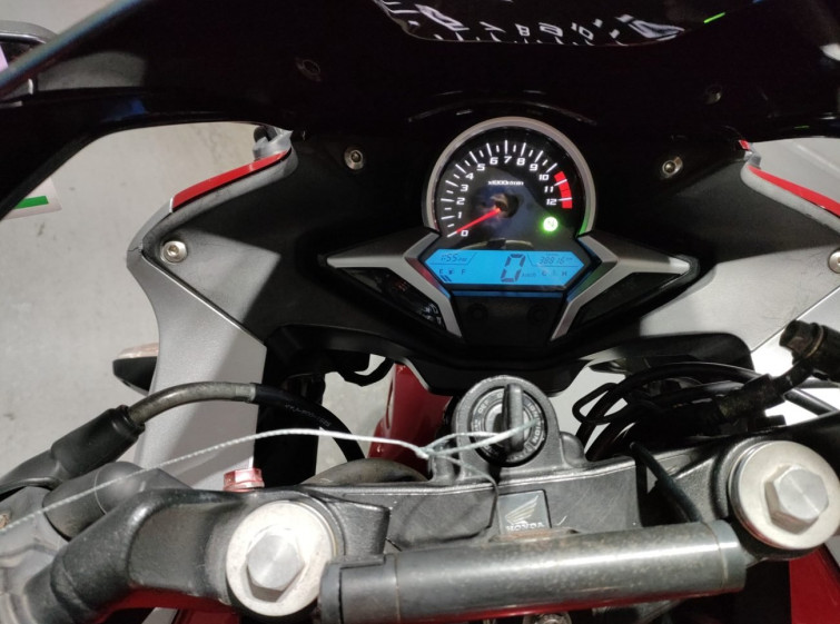 Мотоцикл Honda CBR250R с пробегом 38816 km