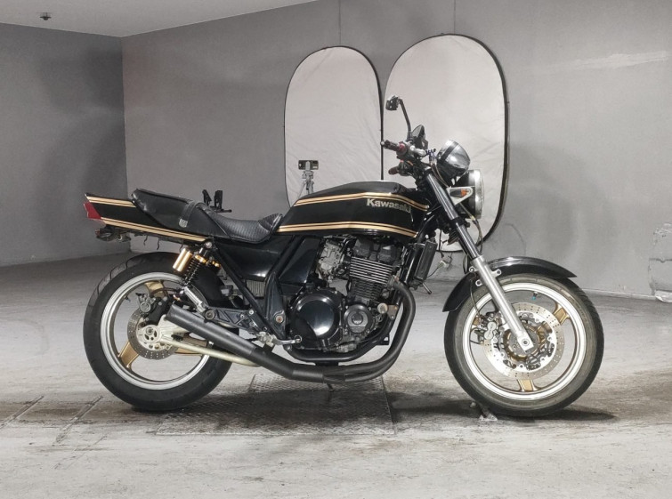 Мотоцикл Kawasaki ZRX400 с пробегом 29120 km