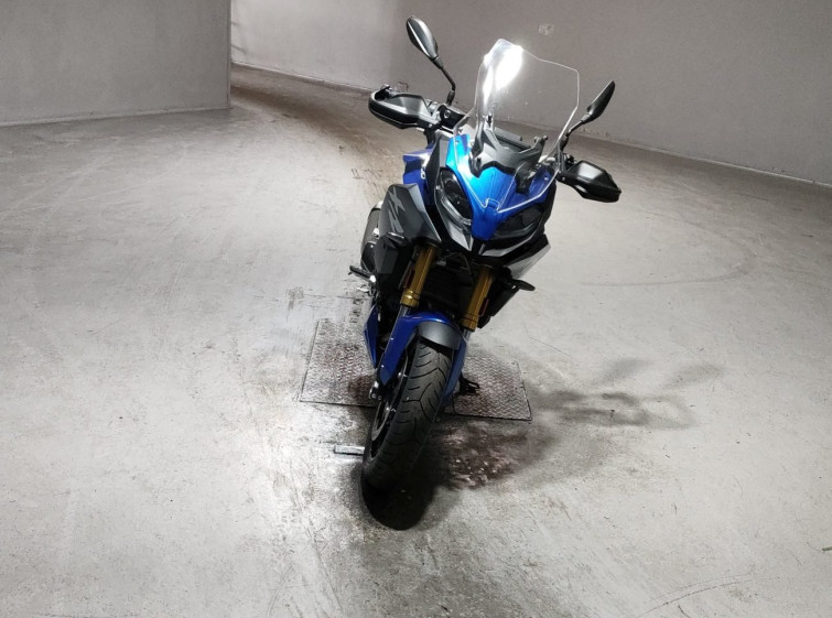 Мотоцикл BMW F900XR з пробігом 2100 km