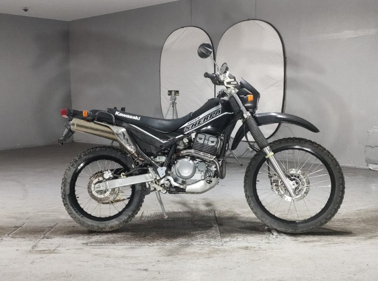 Мотоцикл Kawasaki SUPER SHERPA с пробегом 888 km