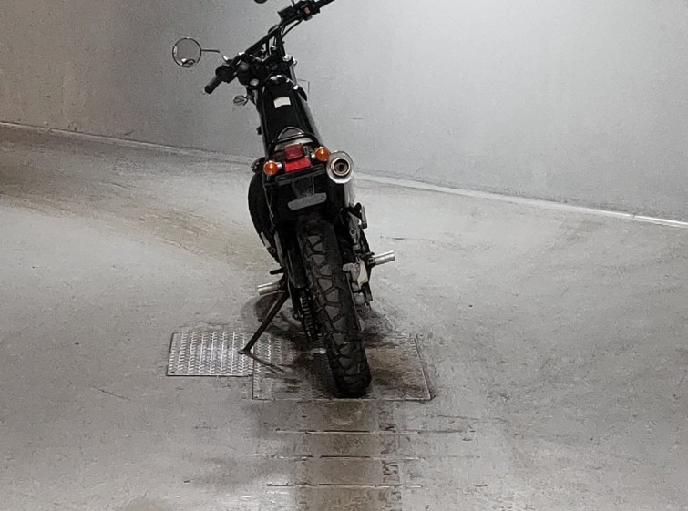 Мотоцикл Yamaha TRICKER с пробегом 16040 km