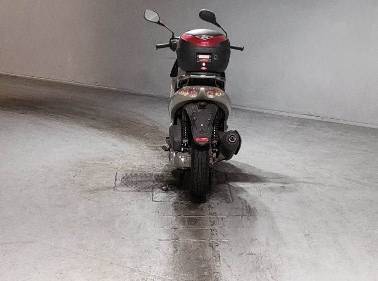 Мотоцикл Aprilia SPORTCITY250 з пробігом 19903 km