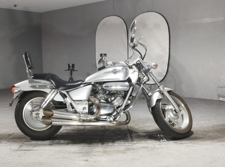 Мотоцикл Honda MAGNA250 с пробегом 26375 km