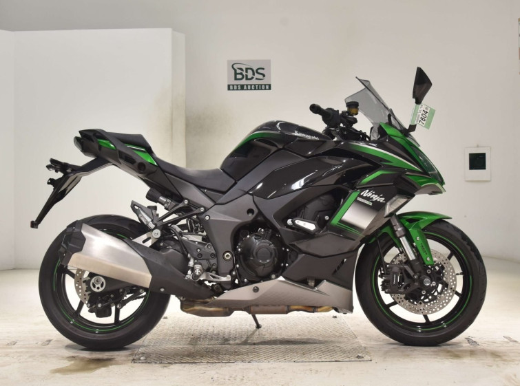 Мотоцикл Kawasaki ninja 1000 sx с пробегом 12439 km